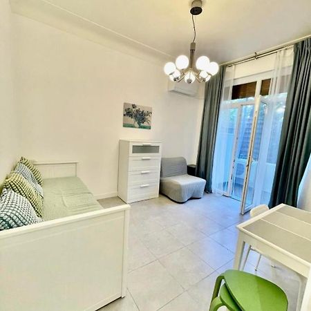 2 Pieces Apartment Nice Bagian luar foto